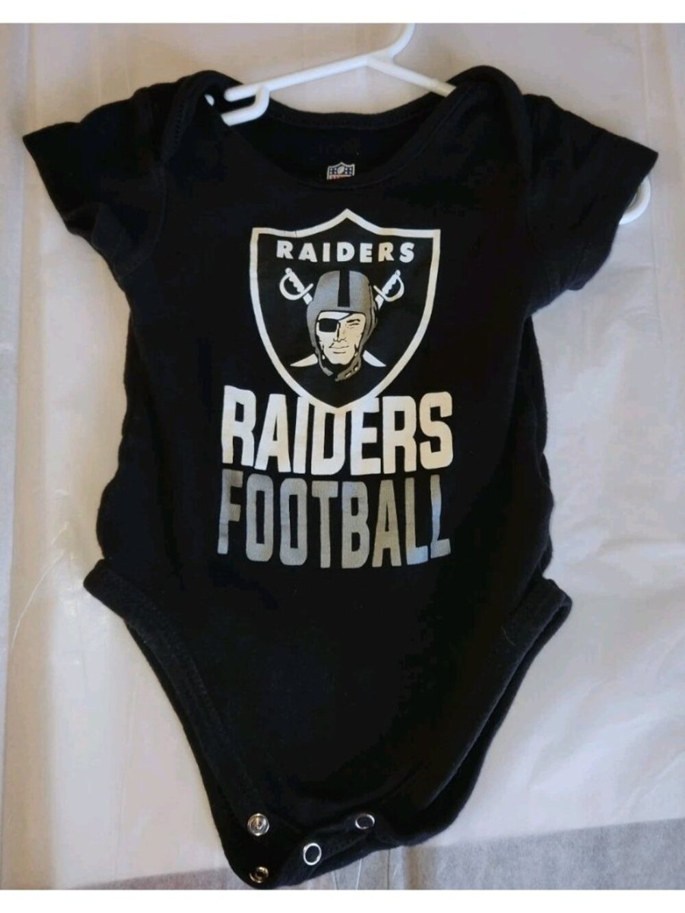 Las Vegas Raiders Infant One Piece 6/9 months- Black oakland los angeles
